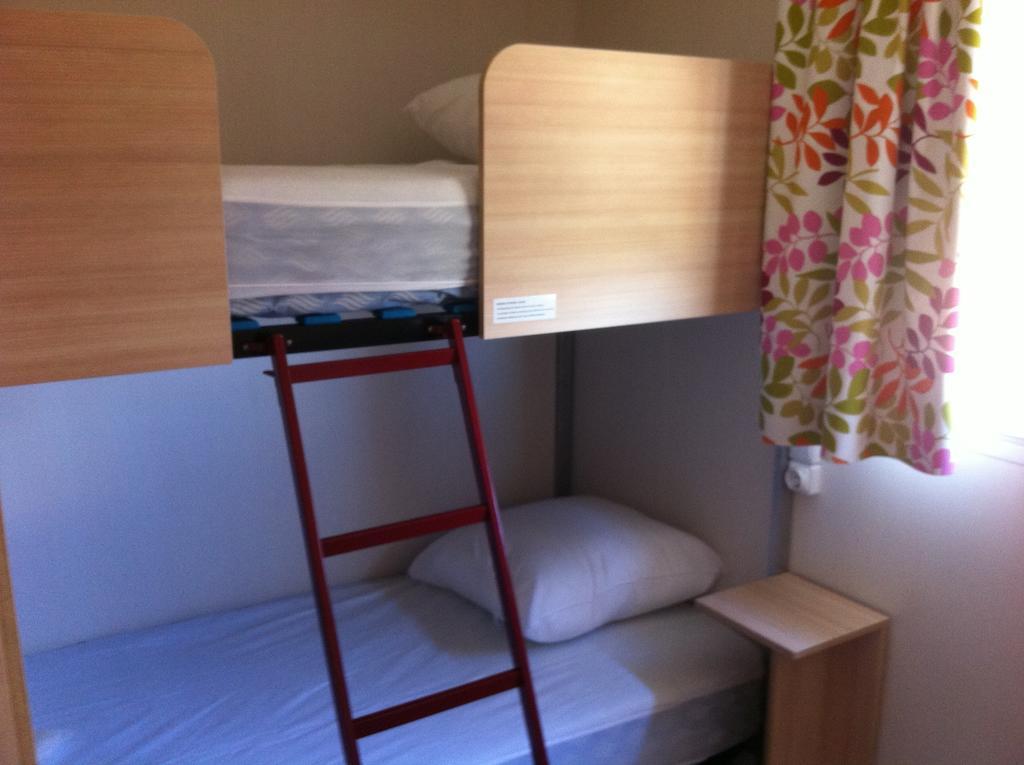 ホテルTeam Holiday - Camping Mer Et Camargue カルヴィッソン 部屋 写真